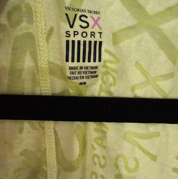 Victoria's Secret Sport Yellow Top - Picture 4 of 5